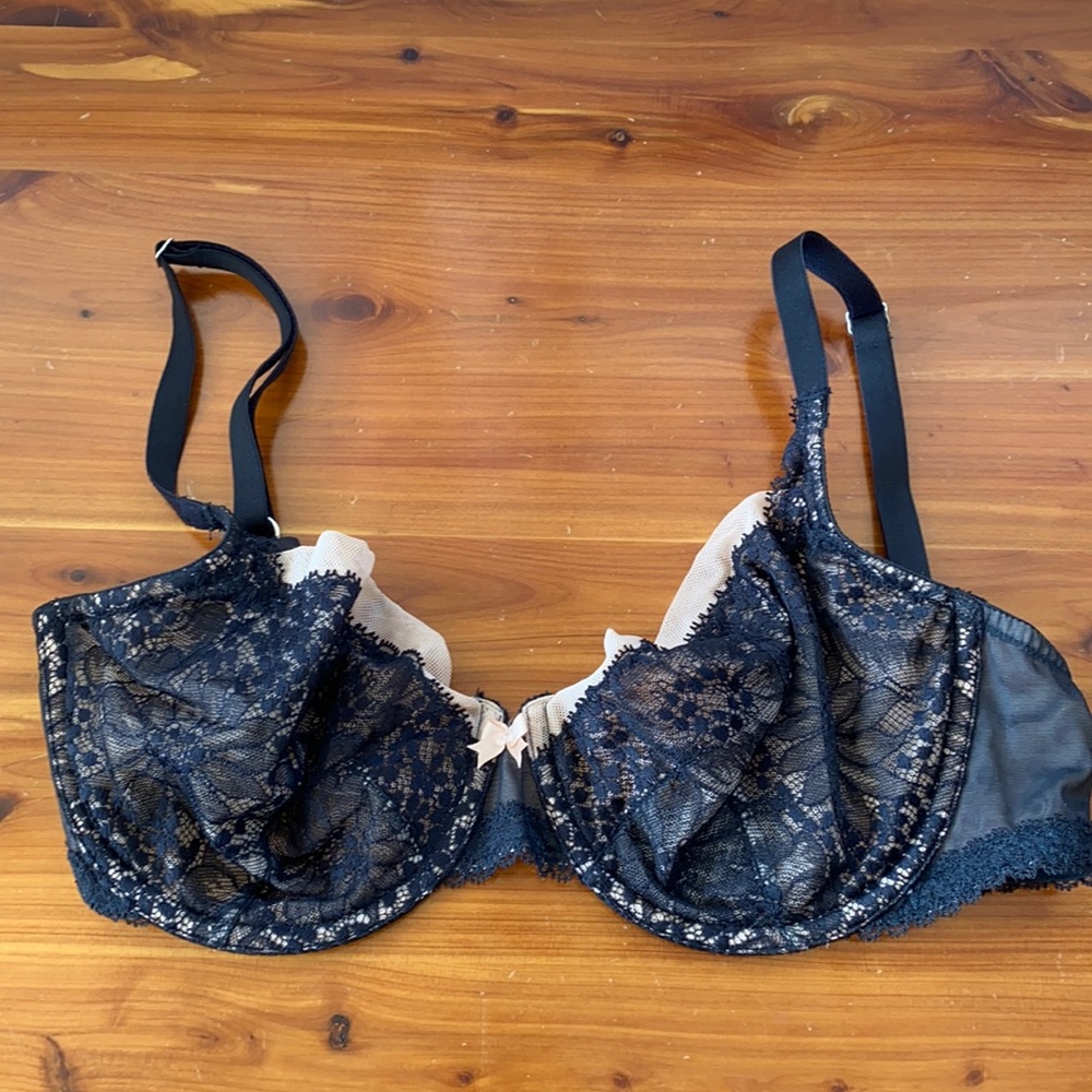 Victoria’s Secret Unlined Demi 32DD